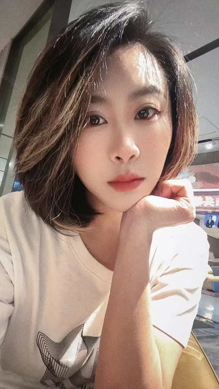 白