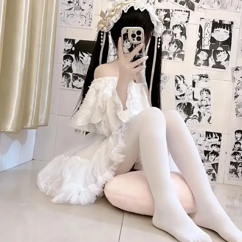 依依
